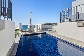 The Little Beachside Apartment