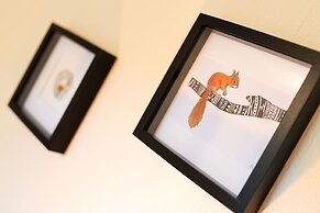 Red Squirrel Cottage Pet Friendly Family Adventure Retreat in Aberdeen