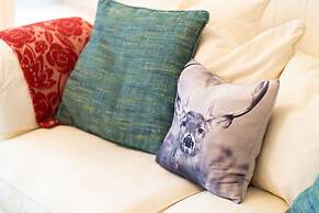 Red Squirrel Cottage Pet Friendly Family Adventure Retreat in Aberdeen