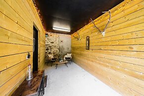 Red Squirrel Cottage Pet Friendly Family Adventure Retreat in Aberdeen