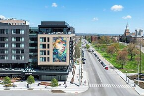 Hotel Celare, Cincinnati Midtown, a Tribute Portfolio Hotel