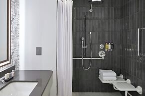 Hotel Celare, Cincinnati Midtown, a Tribute Portfolio Hotel