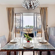 Pereybere Apartment private Balcony (free breakfast)