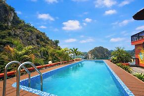 Viet Hoa Hotel & Residence Cat Ba - Rooftop Pool