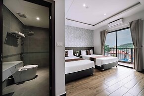 Viet Hoa Hotel & Residence Cat Ba - Rooftop Pool