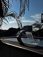 Viet Hoa Hotel & Residence Cat Ba - Rooftop Pool