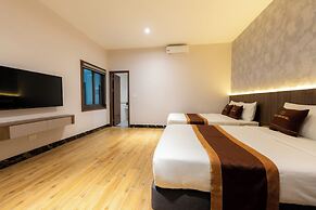 Viet Hoa Hotel & Residence