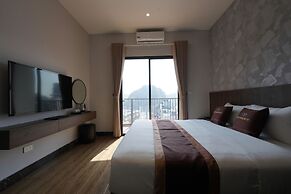 Viet Hoa Hotel & Residence Cat Ba - Rooftop Pool