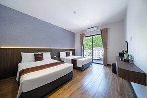 Viet Hoa Hotel & Residence Cat Ba - Rooftop Pool