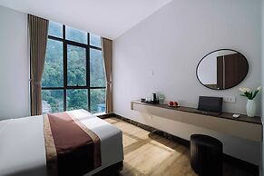 Viet Hoa Hotel & Residence Cat Ba - Rooftop Pool