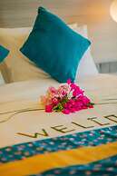 Beach Hotel Guraidhoo