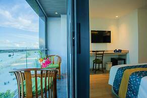 Beach Hotel Guraidhoo