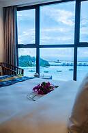 Beach Hotel Guraidhoo