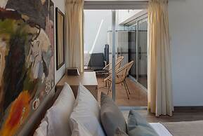 Phaedrus Living Nicosia Heartside Flat