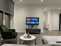 Riverside Retreat in Barking