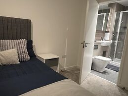 Riverside Retreat in Barking