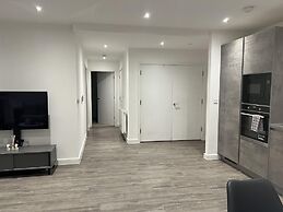 Riverside Retreat in Barking