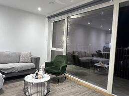 Riverside Retreat in Barking