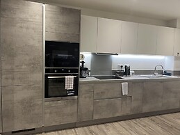 Riverside Retreat in Barking