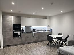 Riverside Retreat in Barking
