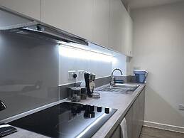 Riverside Retreat in Barking