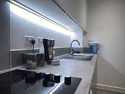 Riverside Retreat in Barking