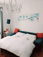 Lemon Sunshine Apartment