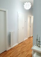 Lemon Sunshine Apartment