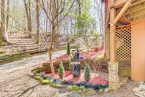 Secluded Cherry Log Cabin w/ Hot Tub + Swings!
