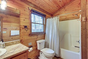 Secluded Cherry Log Cabin w/ Hot Tub + Swings!