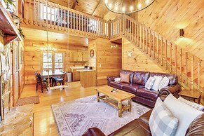 Secluded Cherry Log Cabin w/ Hot Tub + Swings!