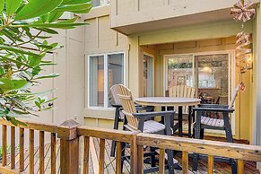 Hike, Golf & Explore: Pocono Pines Townhome