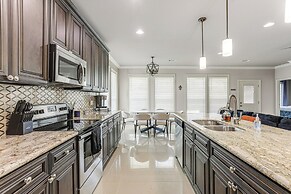 Arabi Home w/ Deck: 7 Mi to Downtown New Orleans!