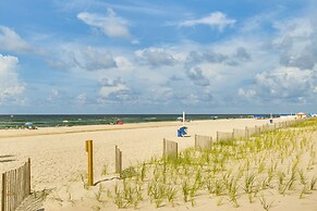 Gulf Shores Condo w/ Pool: Walk to Beaches!