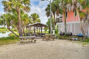 Gulf Shores Condo w/ Pool: Walk to Beaches!