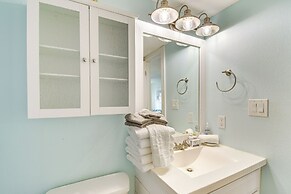 Gulf Shores Condo w/ Pool: Walk to Beaches!