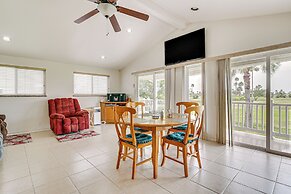 Sunny Port Isabel Golf Retreat, 5 Mi to Beaches!