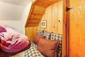 Green Valley Lake Cabin Near Lake: Boat + Ski!