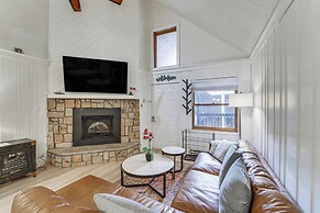 Centrally Located Angel Fire Condo ~ 1/2 Mi Resort