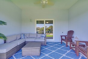 Chic Hudson Townhome: Walk to the Beach!