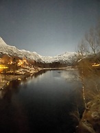 The house on the lake
