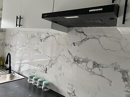 Comfy 2-bedroom Apartment