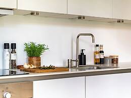 Sanders Shield - 3 Bedroom Apartment With Balcony