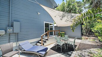 Windsor By The Bay 2 Bedroom Cottage by RedAwning