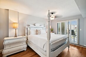 Inlet Reef 419 3 Bedroom Condo by RedAwning