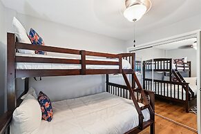 Inlet Reef 419 3 Bedroom Condo by RedAwning