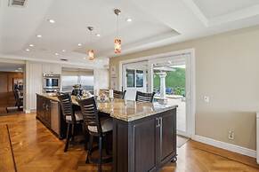 Bouquet Cottage 4 Bedroom Home by RedAwning