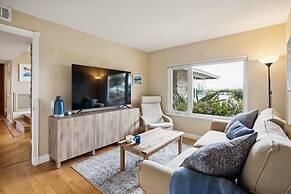 Bouquet Cottage 4 Bedroom Home by RedAwning