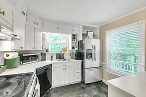 Cozy Family Retreat With Spacious Yard 2 Bedroom Home by RedAwning