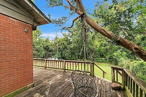 Cozy Family Retreat With Spacious Yard 2 Bedroom Home by RedAwning